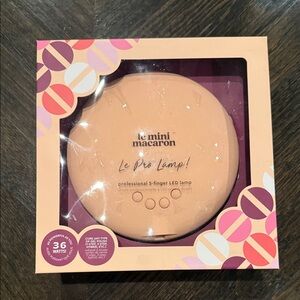Le Mini Macaron-Brand New In Box -Le Pro Lamp - Cream LED Nail Lamp